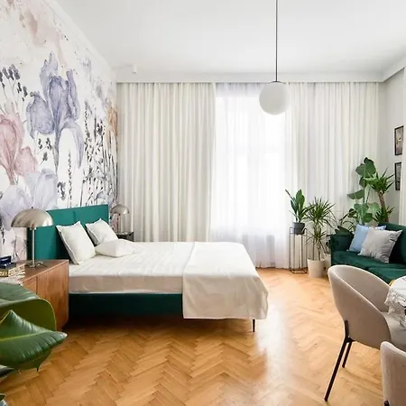 Green Oasis In The Centre Апартаменты